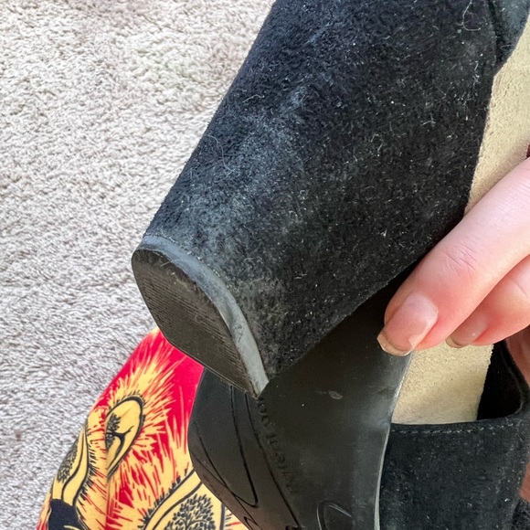 Earthies Veria Black Suede Size 8 Peep Toe heels - Picture 5 of 5